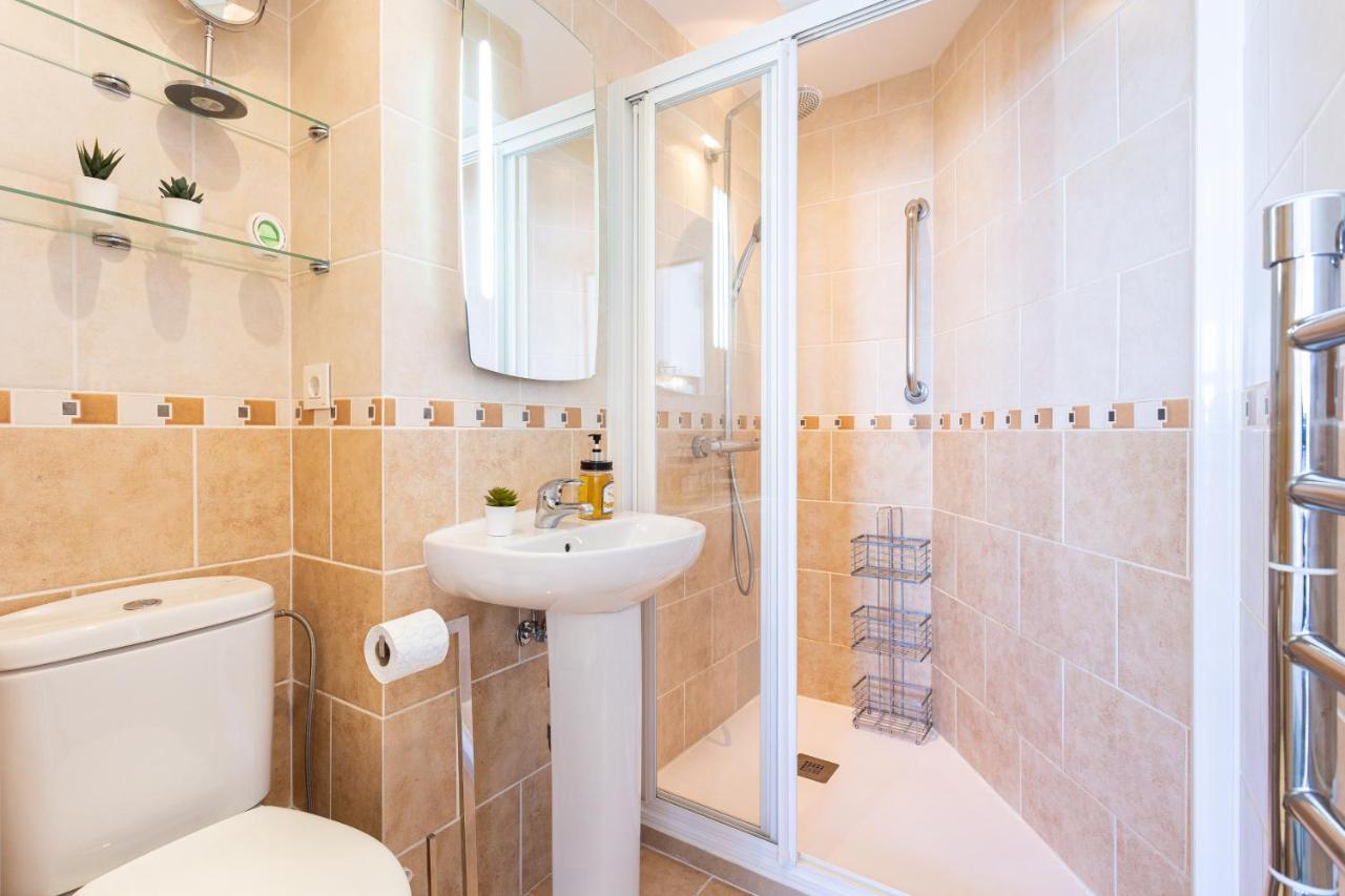 Ensuite Mediterranean Sea Front Fuengirola Exterior foto