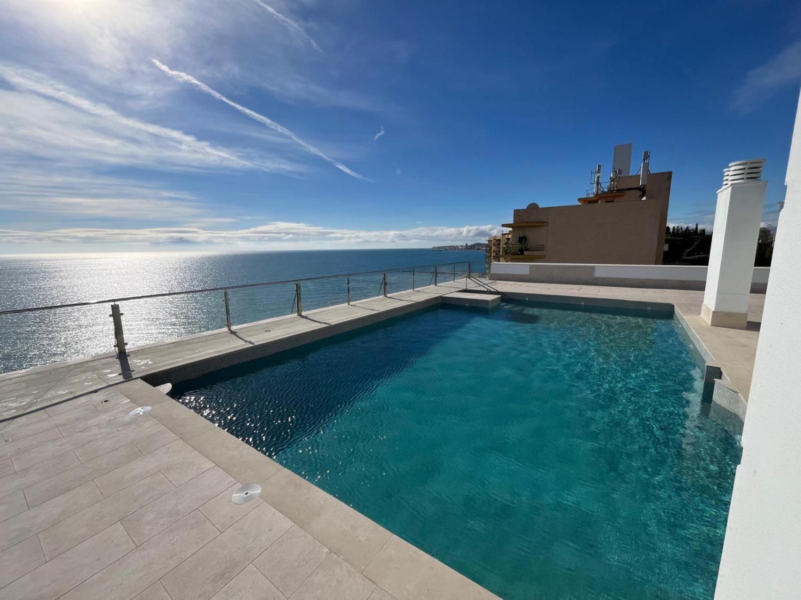 Ensuite Mediterranean Sea Front Fuengirola Exterior foto